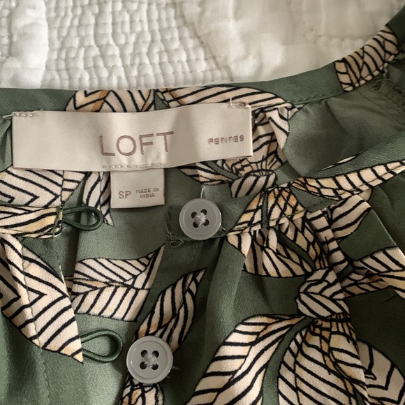 Loft Ribbon Bubble Sleeve Henley Top - Picture 8 of 11